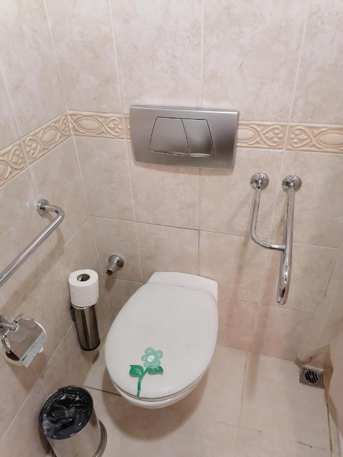 Готель Oran 4*